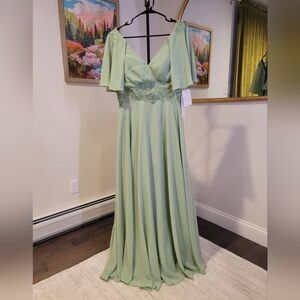 Elegant Light Green Gown with Lace Detail